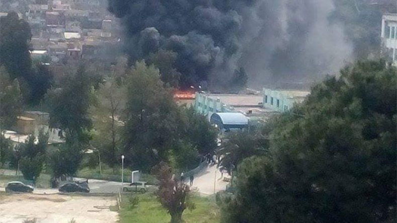 حريق يأتي على صيدلية مصلحة طب العيون بمستشفى بارني بحسين داي