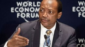 رئيس الكاف يتحدى الفيفا.. ويُحفز الأفارقة للفوز بالمونديال