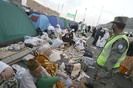 Hadj 2010 : les hadjis algériens se révoltent contre la Mission Nationale du Hadj