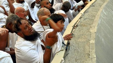 Arabie: les pèlerins poursuivent la lapidation de Satan près de La Mecque