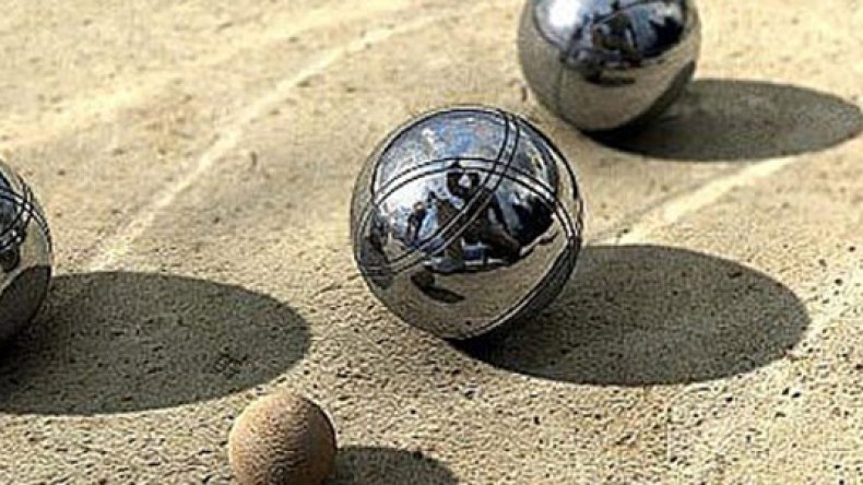 المنتخب الوطني للكرة الحديدية يرفض مواجهة إسرائيل وينسحب من المونديال