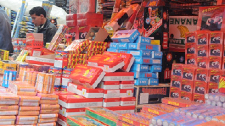 الدرك يحجز 3 ملايين وحدة مفرقعة تتجاوز قيمتها 25 مليار سنتيم خلال شهرين