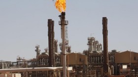 فنزويلا تتوقع استقرار سوق النفط بعد اتفاق الجزائر