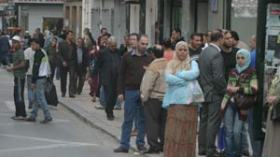 الجزائريون ما بين متخوف ومترقب ومقاطع للقاح أنفلونزا الخنازير