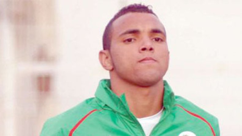 مستعد لإنهاء مشكلة الظهير الأيمن وهدفي المشاركة في المونديال