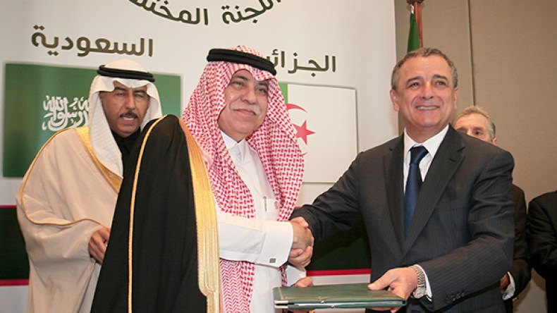 بوشوارب: لسنا في حاجة للإستدانة الخارجية حاليا!