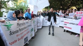 الأطباء المقيمون يحتجون مجددا بمستشفى مصطفى باشا