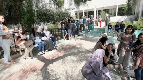 الإفطار في المواد العلمية والصيام في المواد الأدبية