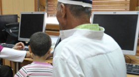 حسبي الله..ابني العاق ضرب أمه وشرّدنا في الشارع