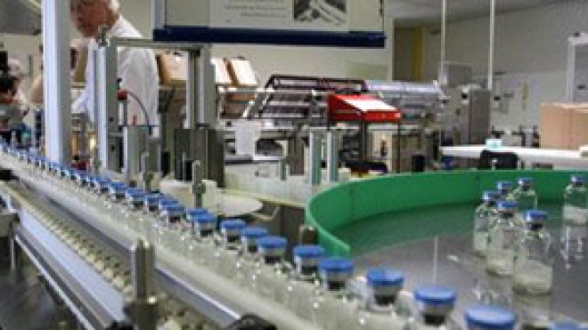 بطاقية وطنية لمتعاملي الأدوية والصيدليين لمواجهة الندرة