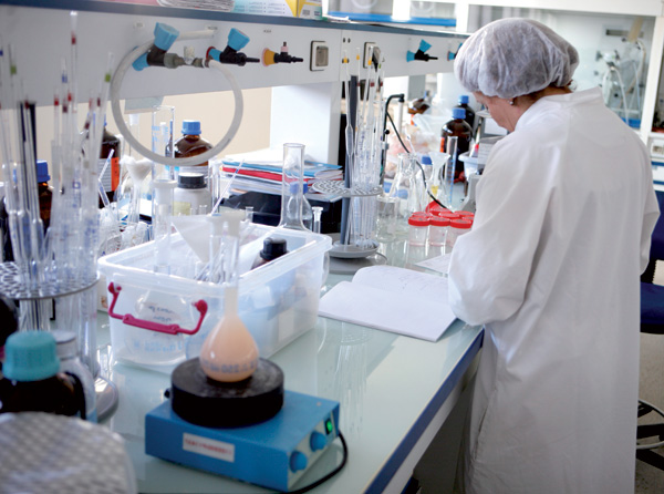 M. Benmeradi encourage le partenariat algéro-jordanien dans l’industrie pharmaceutique