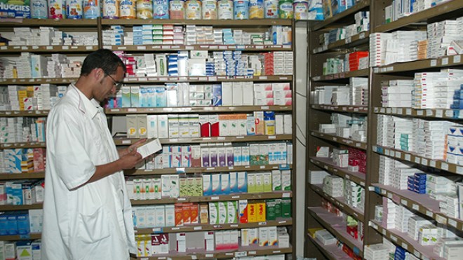 نقابة الصيادلة الخواص تجمد إضرابها