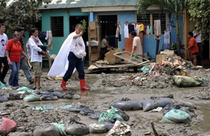 Philippines: le typhon Parma fait au moins 15 morts