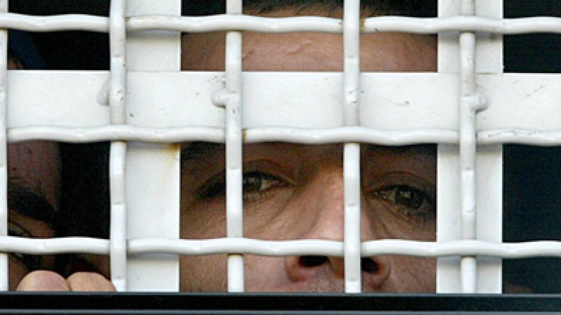 أربعة سجناء جزائريين في ليبيا يخيطون أفواههم احتجاجا على رفض الترحيل