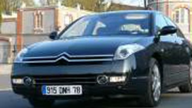 Le chauffeur des présidents algériens assassiné par son épouse avec un couperet