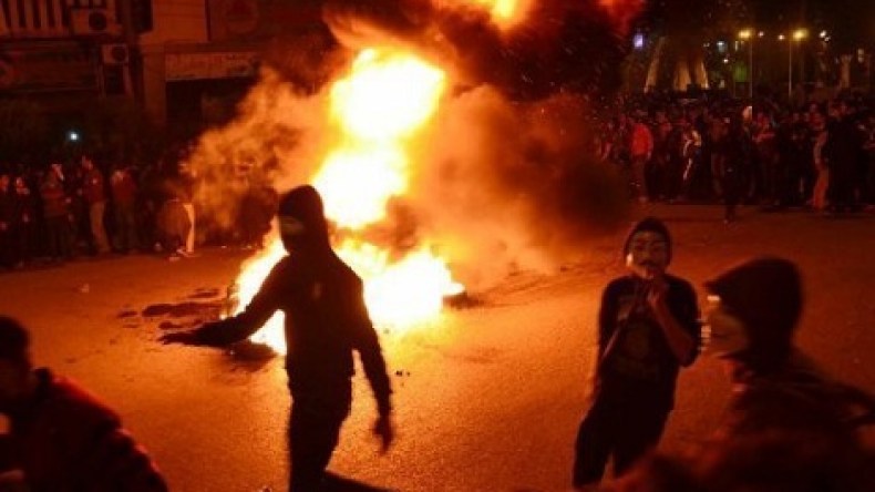 قتيل وعشرات الجرحى في مواجهات ليلا في مصر