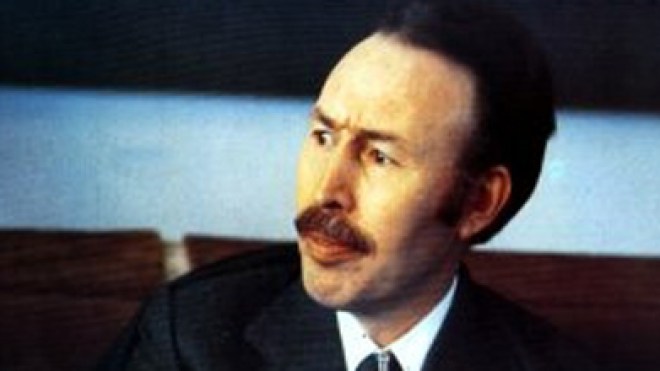 رضا مالك يكشف : ديغول توسط لدى بومدين لتحرير الطائرة الإسرائيلية المختطفة