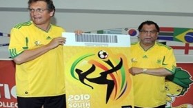 الجزائريون اشتروا 4300 تذكرة فقط لحضور المونديال