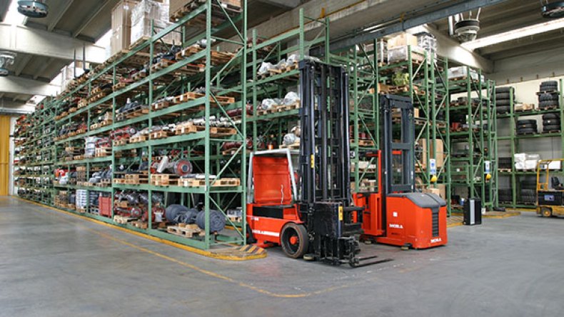 الإعلان عن أول مصنع لقطع الغيار ولواحق السيارات بالجزائر