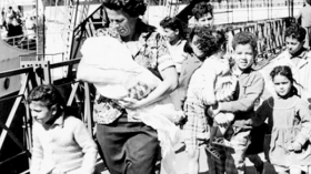 من يعوّض من؟!