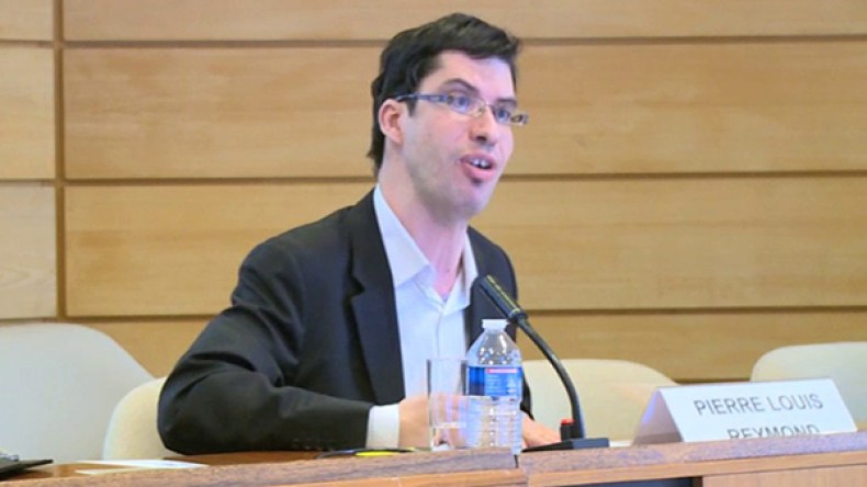 ماكرون سينفذ وعوده بشأن تجريم الإستعمار ويكتب صفحة جديدة مع الجزائر