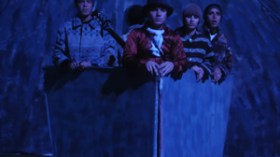 “حراڤة” حقيقيون يقدمون تجربتهم مع الموت على خشبة بشطارزي