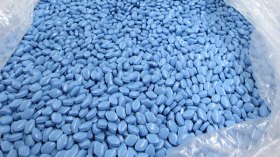 إحباط تهريب نصف مليون قرص من المقويات الجنسية ببسكرة!