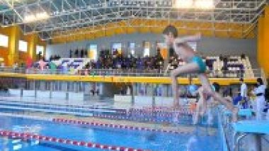 Piscine de Kouba : “On y fait trempette, de 7 à 77 ans”