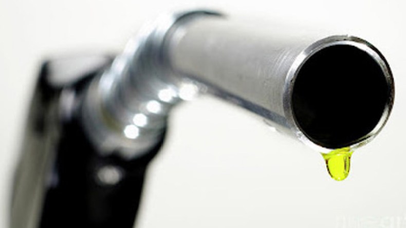 تسوية “أزمة” الوقود في الجزائر لن يكون قبل 2020