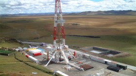 الجزائر تسترجع حفارة بترولية من ليبيا