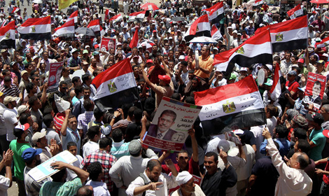 Égypte: les sympathisants des Frères musulmans poursuivent leur sit-in