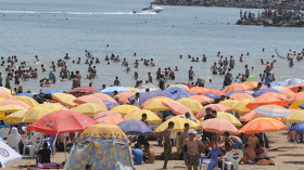 لجنة تحقيق وزارية لمعاينة الشواطئ وردع ملوّثيها