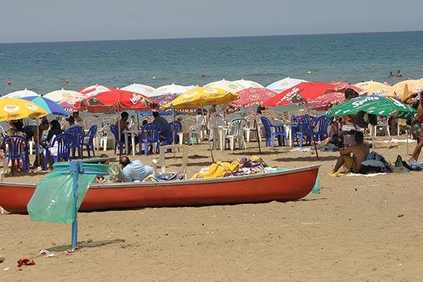 Zoukh propose l’intégration des exploitants de plages