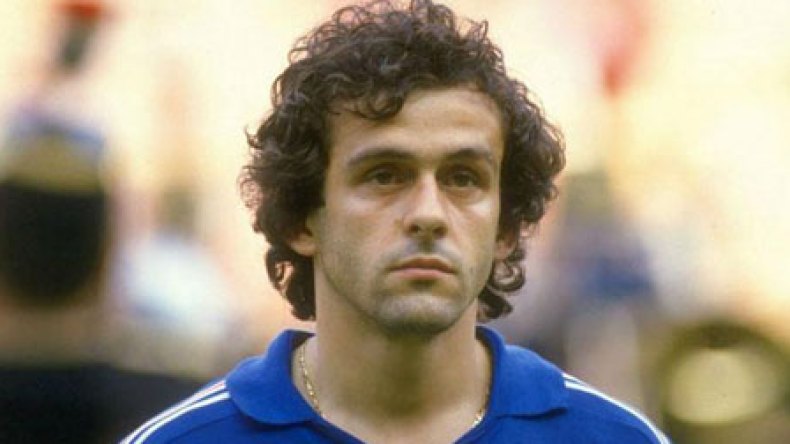 رقم  بلاتيني  لا  يزال  صامداً