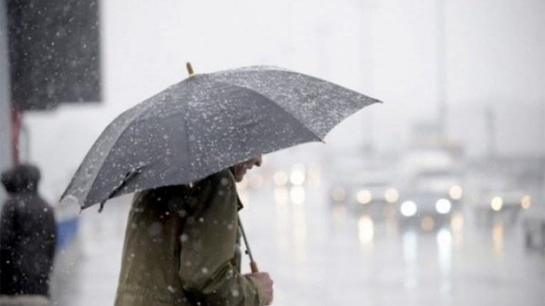 أمطار غزيرة وبرَد وتراجع الحرارة عبر 26 ولاية