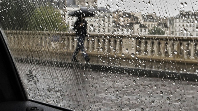 أمطار رعدية مرتقبة على الولايات الساحلية الوسطى والشرقية