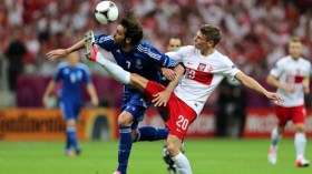 بولونيا واليونان يتقاسمان “رغيف” مباراة قص شريط “أورو” 2012