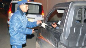 حجز المركبات والسلع المعروضة للبيع في محاور طرقات العاصمة