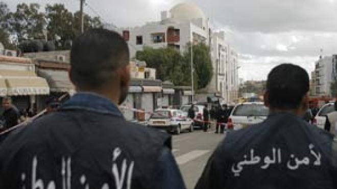 المجرمون‭ ‬والمحتالون‭ ‬أمام‭ ‬جهاز‮ ‬كشف‭ ‬الكذب‭ ‬بمراكز‭ ‬الأمن