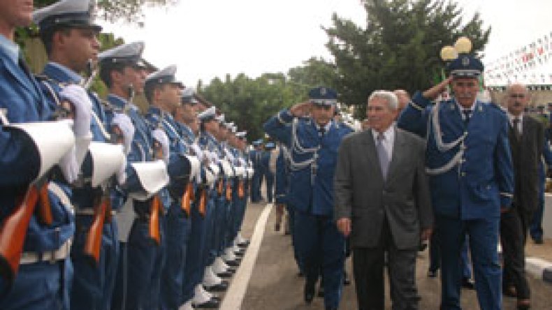 ترقية 720 مفتش وحافظ النظام العمومي الى ضباط شرطة