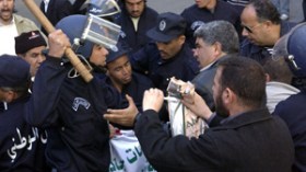 تشميع مقرات النقابات “المتمرّدة” وأوامر بمنع نشاطها داخل المدارس