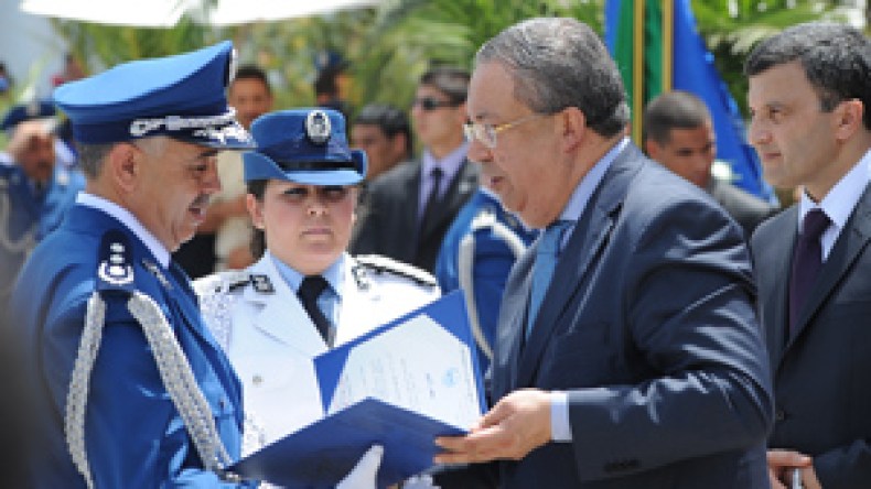 تحويل‮ ‬27‭ ‬ألف‭ ‬عون‭ ‬وضابط‮ ‬شرطة‭ ‬وترقية‭ ‬32‭ ‬ألف‭ ‬آخر‭ ‬