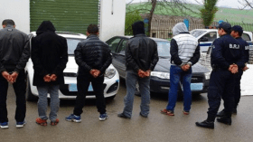 تفكيك عصابة مختصة في سرقة السيارات بوهران