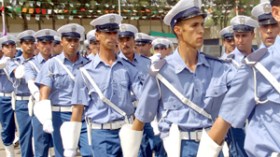 تجهيز قوات الأمن بأجهزة إتصال وإرسال فاسدة!