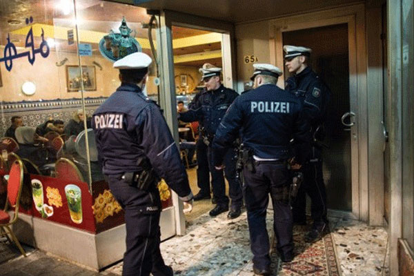 Allemagne: des dizaines de Maghrébins arrêtés à  Düsseldorf