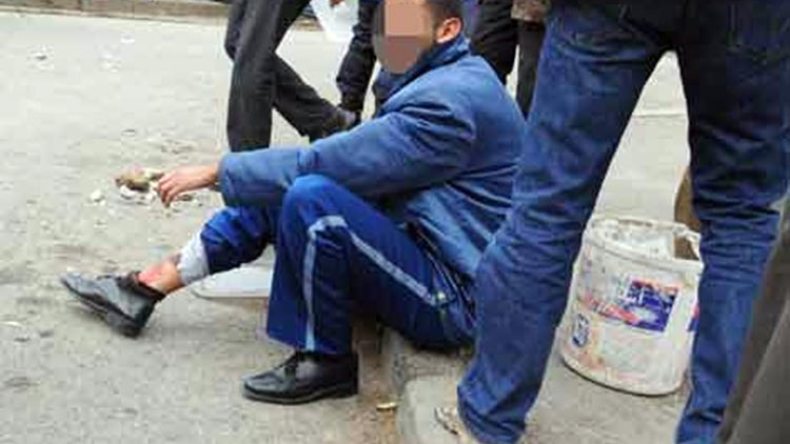 عون أمن يمزق بدلة شرطي بمحطة القطار أغا قبل الإفطار