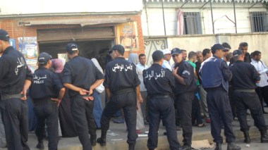 Cops thwart the sit-in of “anger”, arrest 400 teachers in Algiers