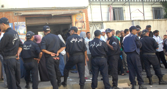 Cops thwart the sit-in of “anger”, arrest 400 teachers in Algiers