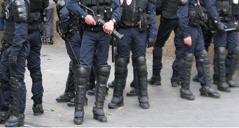 Hamel: “La police se retire des stades”