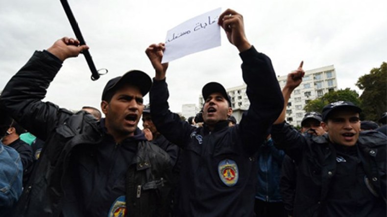 “السناباب” تقترح أول مسودة قانون لنقابة الشرطة